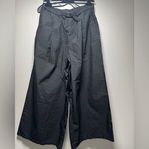 Muji Black Ankle Cropped Pants